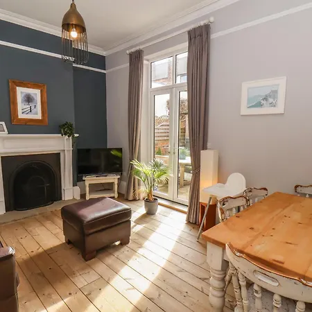 Holiday home 11 Highfield *