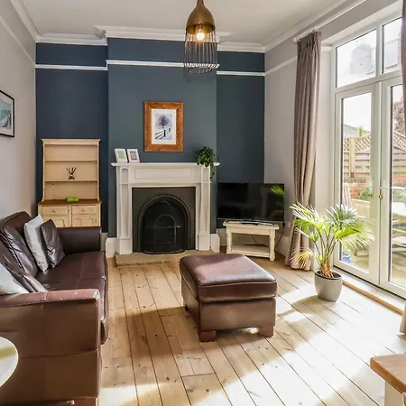 Holiday home 11 Highfield